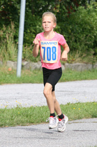 Suden Heidi Einsbor kiersi 2,8 km:n lenkin.